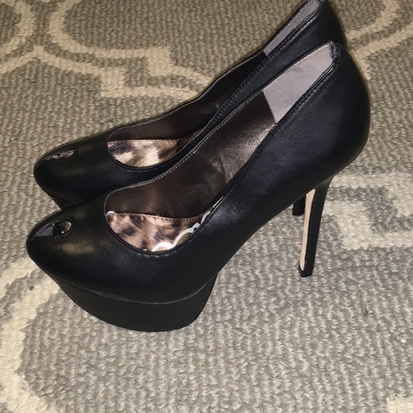 Sam Edelman Pumps - Picture 2 of 3